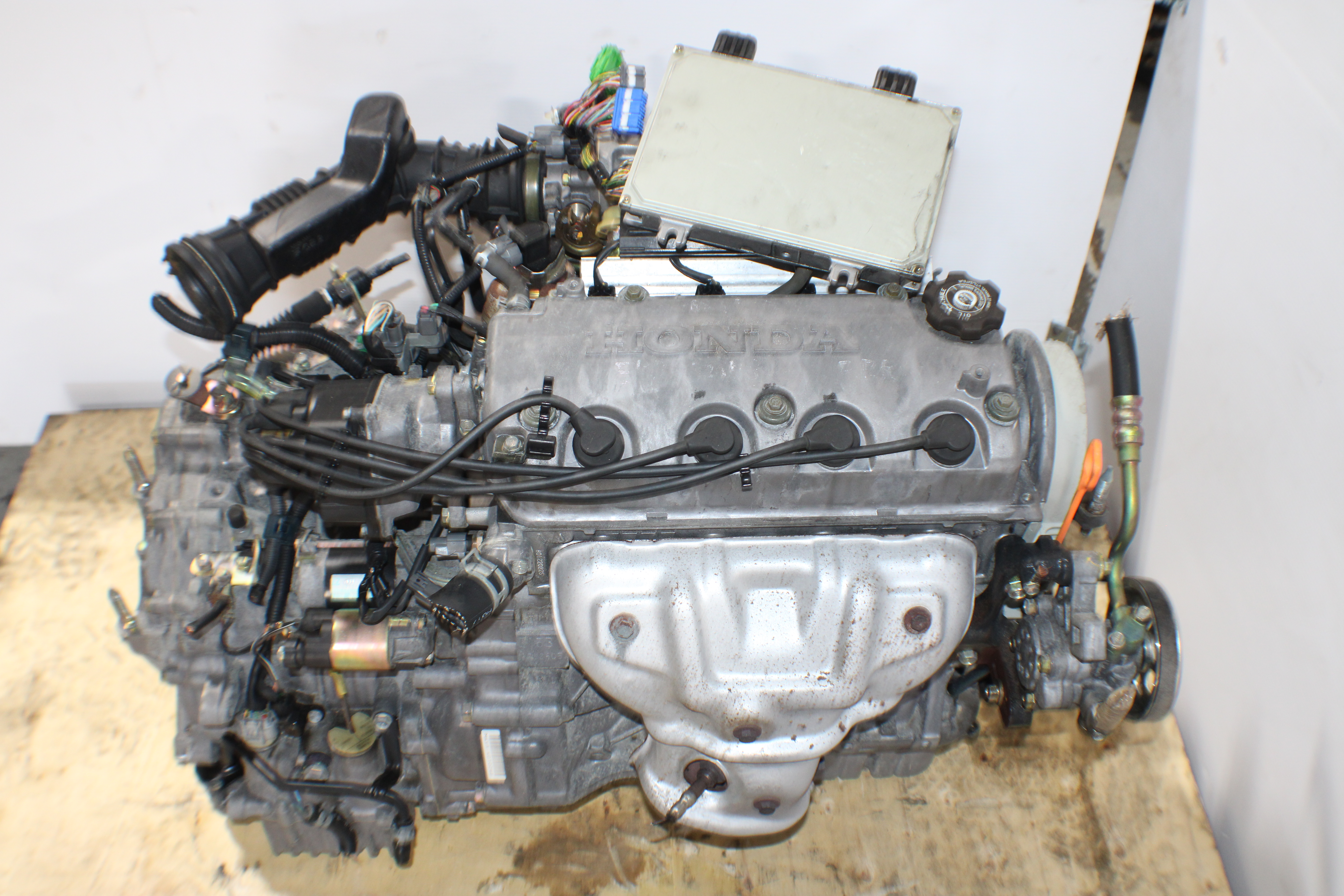 JDM 1992-2000 Honda Civic D15B 1.5L Dual Stage VTEC SOHC Engine